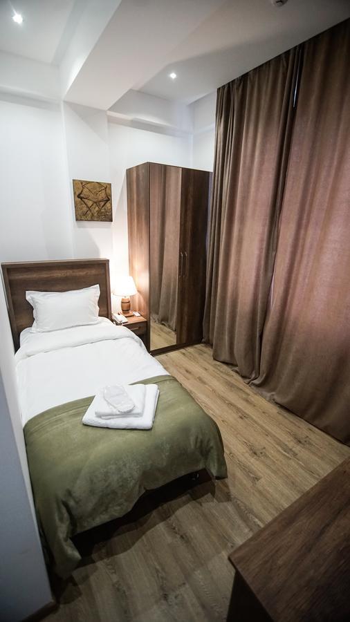 Hotel King Tom Tiflis Dış mekan fotoğraf