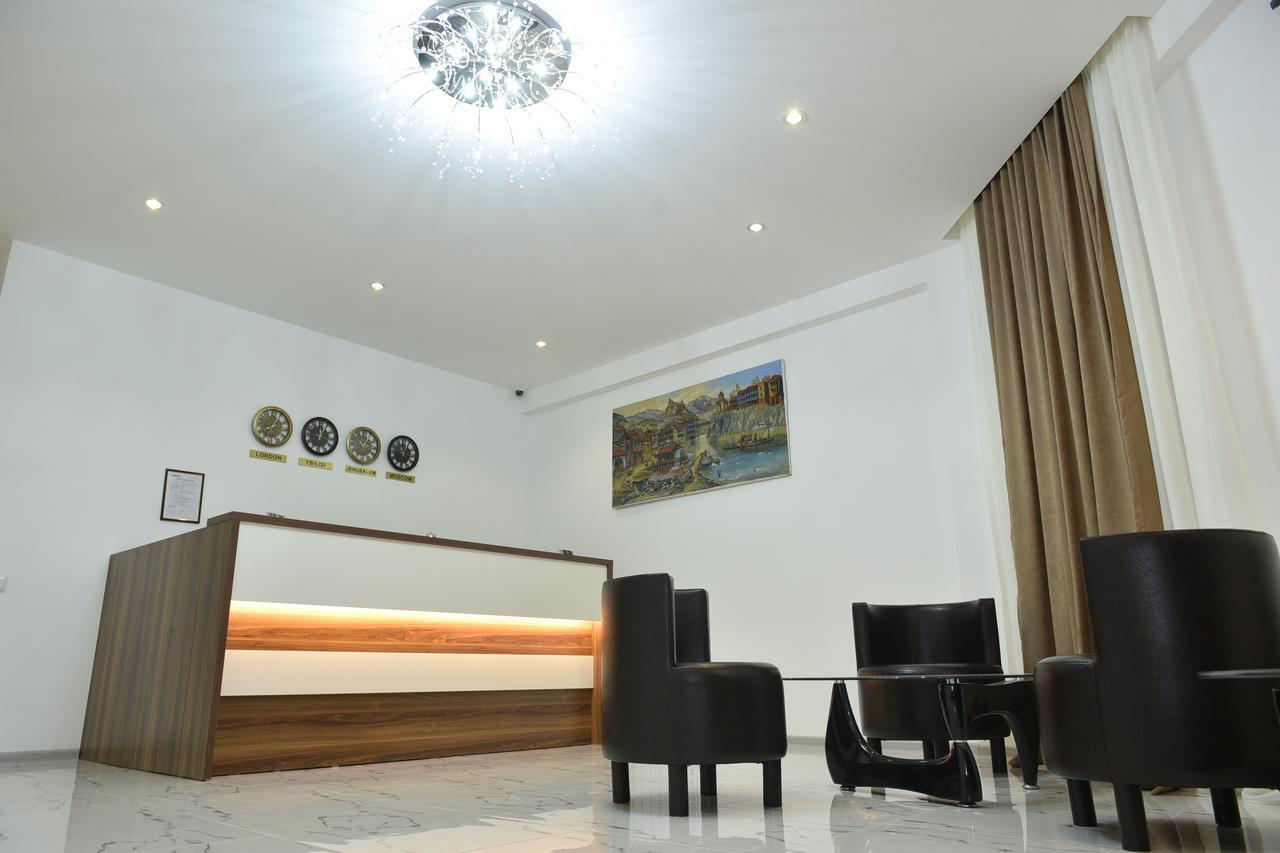 Hotel King Tom Tiflis Dış mekan fotoğraf