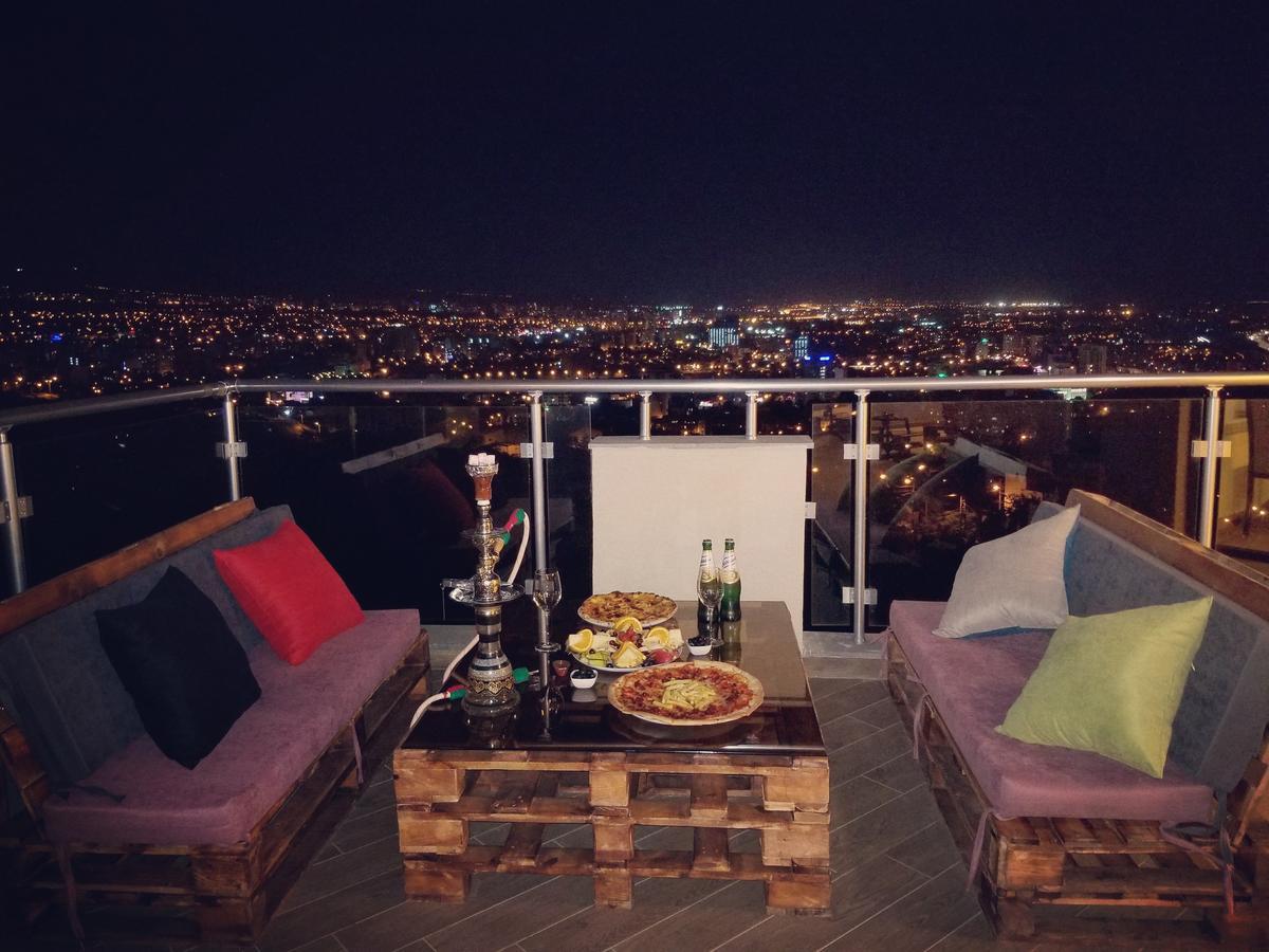 Hotel King Tom Tiflis Dış mekan fotoğraf