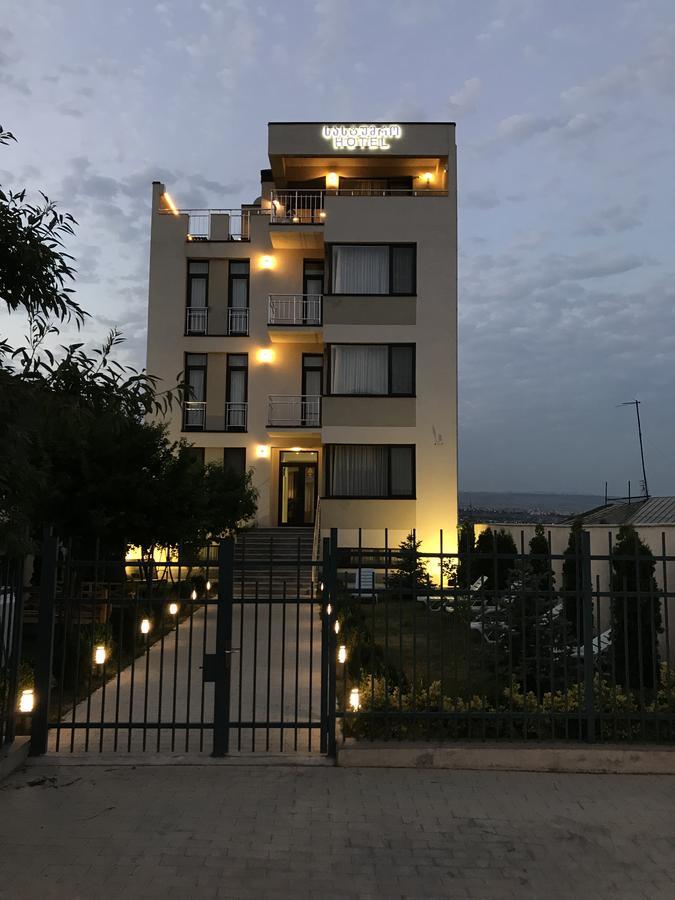 Hotel King Tom Tiflis Dış mekan fotoğraf