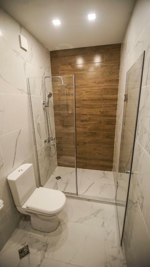 Hotel King Tom Tiflis Dış mekan fotoğraf